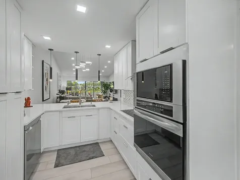 5154 Oak Hill Road Delray Beach FL 33484