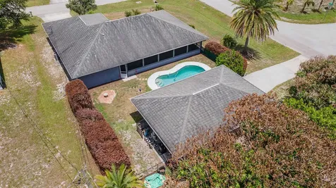 403 SW Cahoon Court Port St Lucie FL 34953