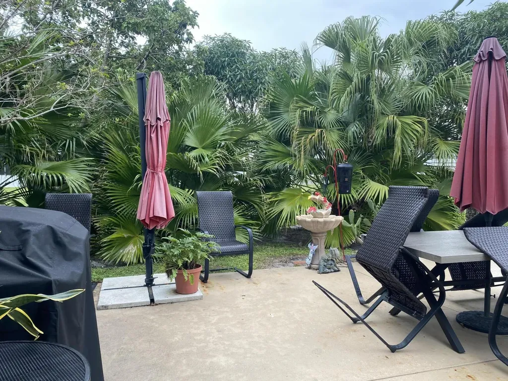 369 Windsor P West Palm Beach FL 33417