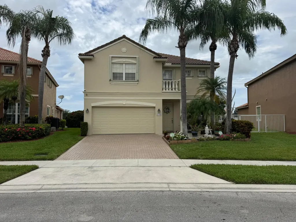 21196 Via Ventura Boca Raton FL 33433