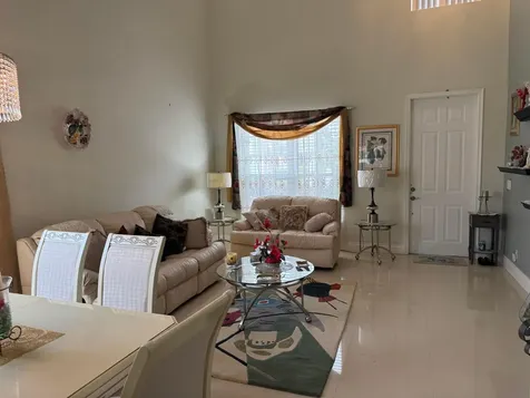 21196 Via Ventura Boca Raton FL 33433