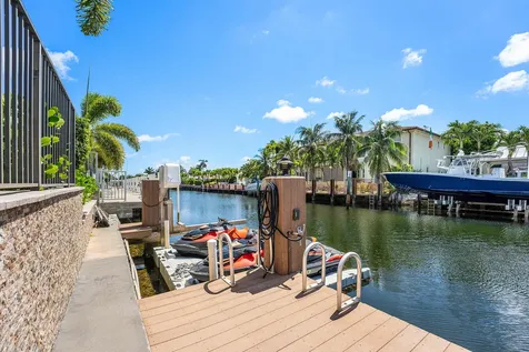 4230 NE 24th Avenue Lighthouse Point FL 33064