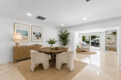 4230 NE 24th Avenue Lighthouse Point FL 33064