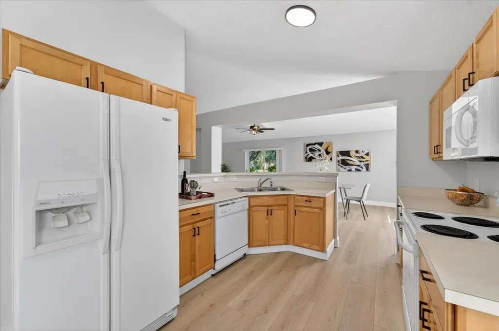 2602 SW 12th Square Square SW Vero Beach FL 32968