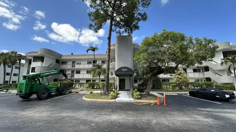 7547 NW 79th Avenue Tamarac FL 33321