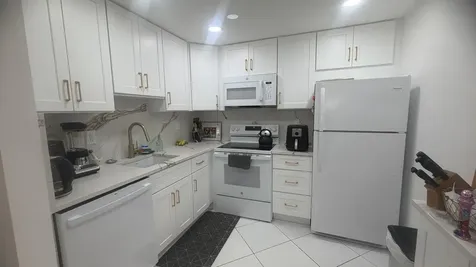 930 Normandy Delray Beach FL 33484