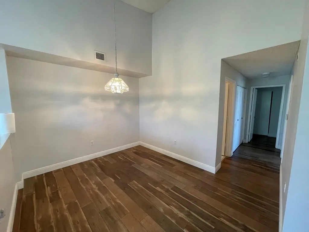 6992 SW 39th Street Davie FL 33314