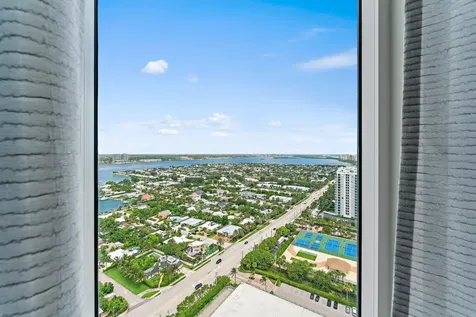 2700 N Ocean Drive Riviera Beach FL 33404