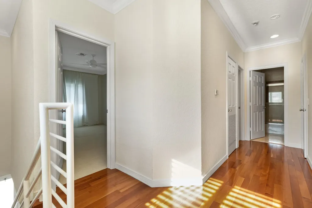 4517 NE 21st Avenue Fort Lauderdale FL 33308