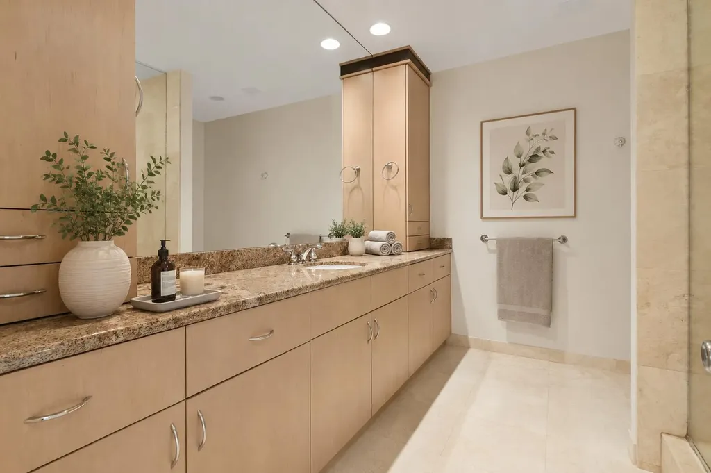 4517 NE 21st Avenue Fort Lauderdale FL 33308