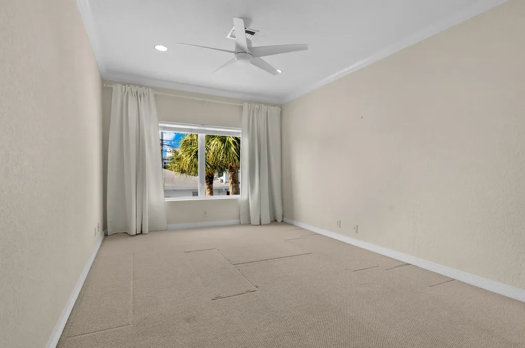 4517 NE 21st Avenue Fort Lauderdale FL 33308