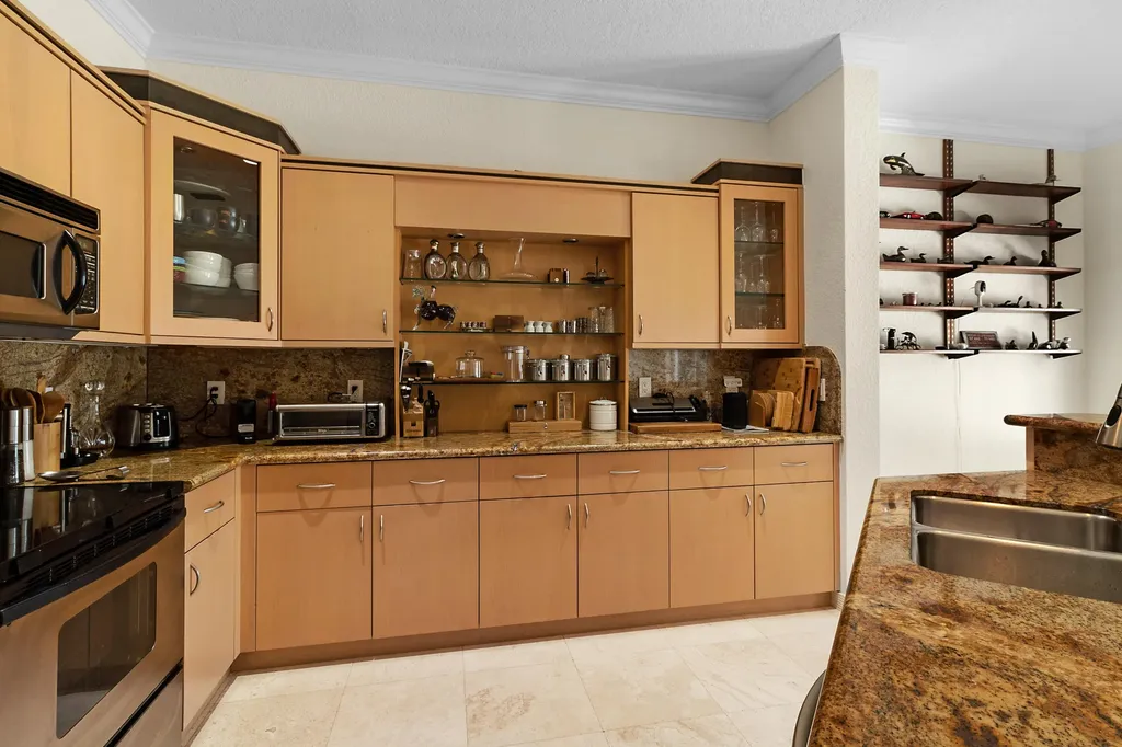 4517 NE 21st Avenue Fort Lauderdale FL 33308