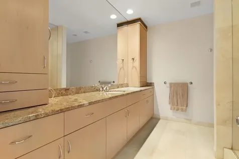 4517 NE 21st Avenue Fort Lauderdale FL 33308