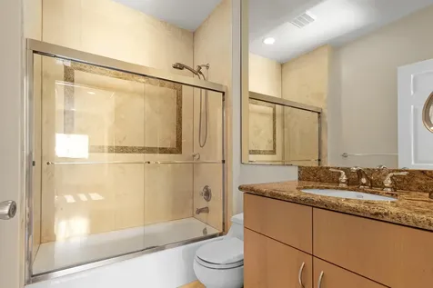 4517 NE 21st Avenue Fort Lauderdale FL 33308