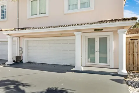 4517 NE 21st Avenue Fort Lauderdale FL 33308