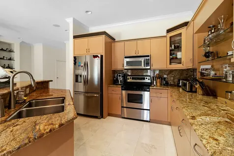 4517 NE 21st Avenue Fort Lauderdale FL 33308