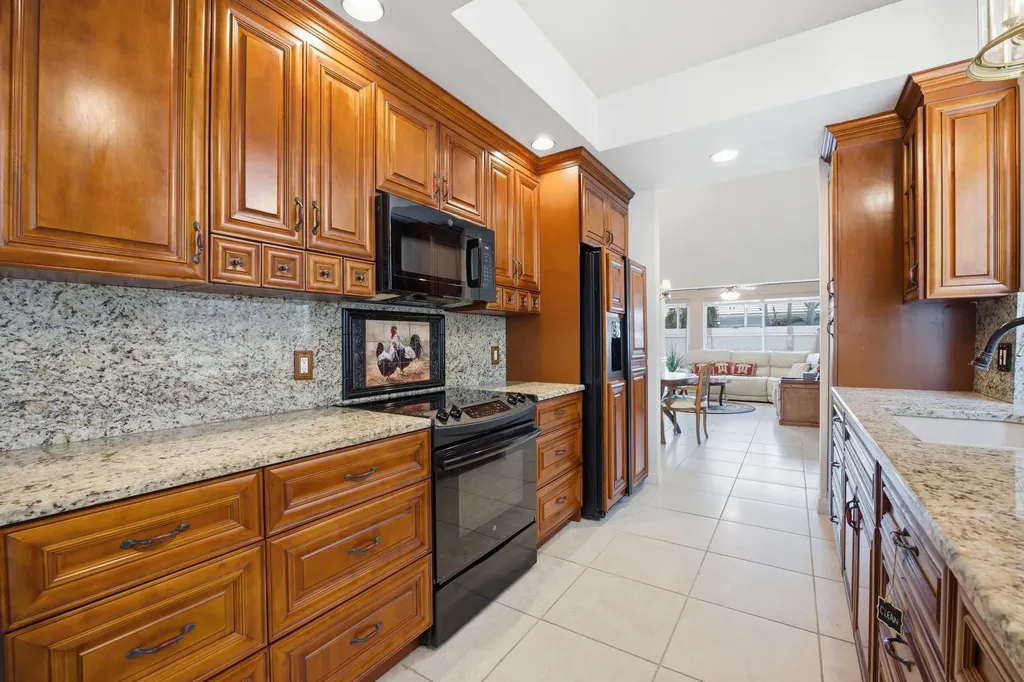 2319 Saratoga Bay Drive West Palm Beach FL 33409