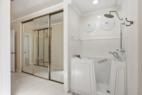 2319 Saratoga Bay Drive West Palm Beach FL 33409