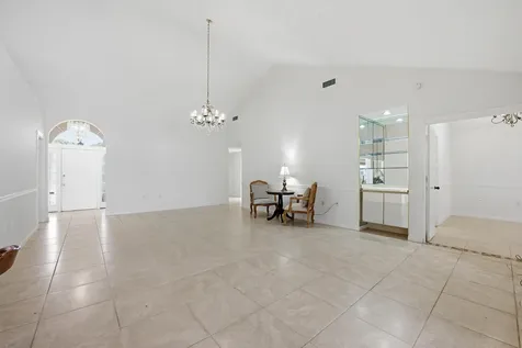 2319 Saratoga Bay Drive West Palm Beach FL 33409