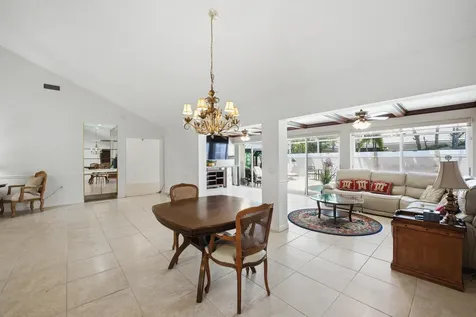 2319 Saratoga Bay Drive West Palm Beach FL 33409