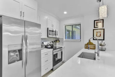 106 Club Drive Palm Beach Gardens FL 33418