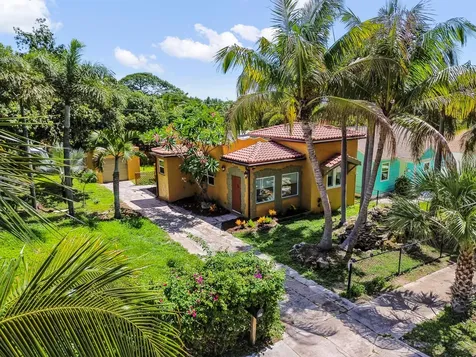 914 30th Court West Palm Beach FL 33407