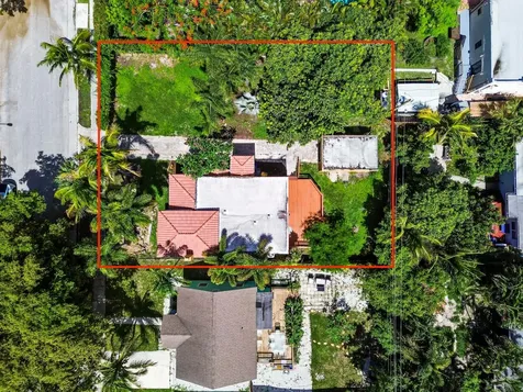914 30th Court West Palm Beach FL 33407