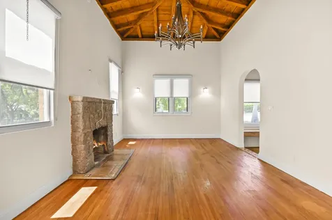 914 30th Court West Palm Beach FL 33407