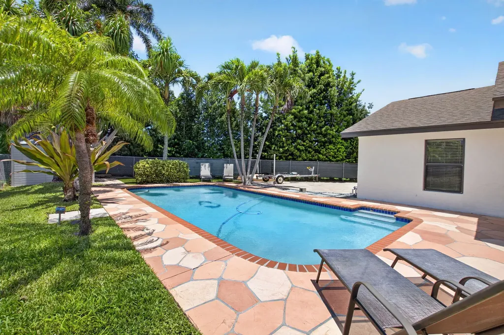 1273 NW 11th Street Boynton Beach FL 33426