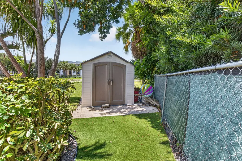 1273 NW 11th Street Boynton Beach FL 33426