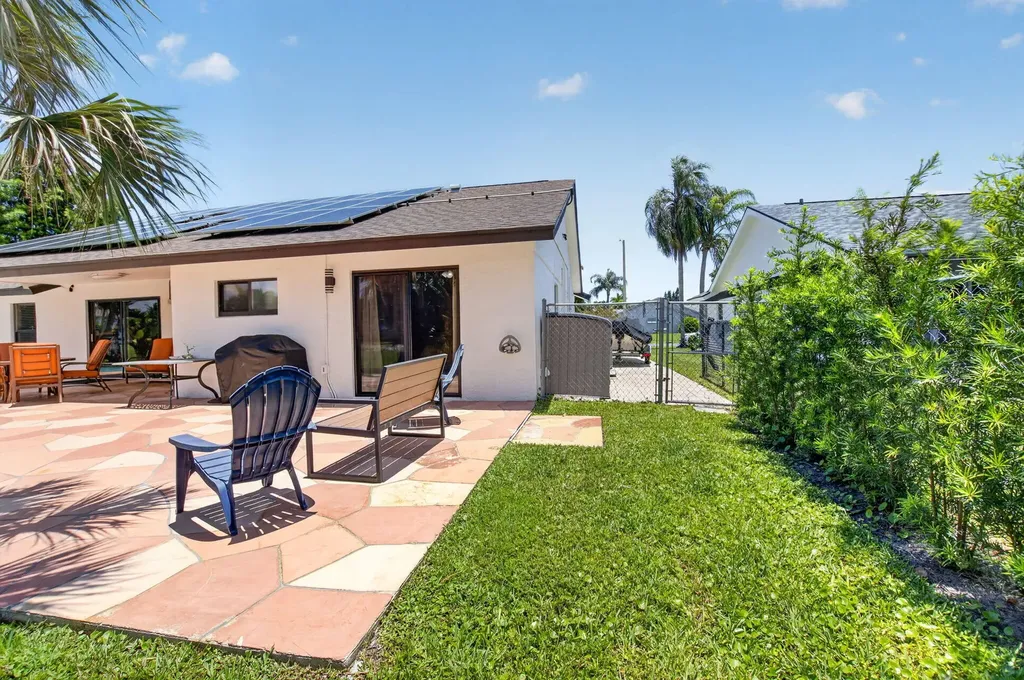 1273 NW 11th Street Boynton Beach FL 33426