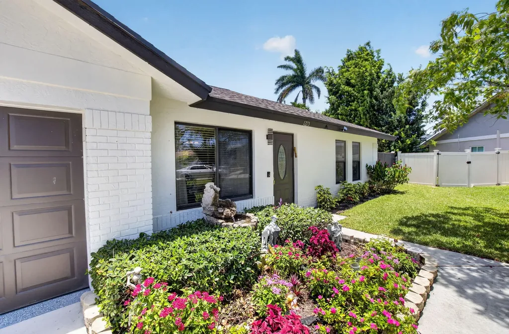 1273 NW 11th Street Boynton Beach FL 33426