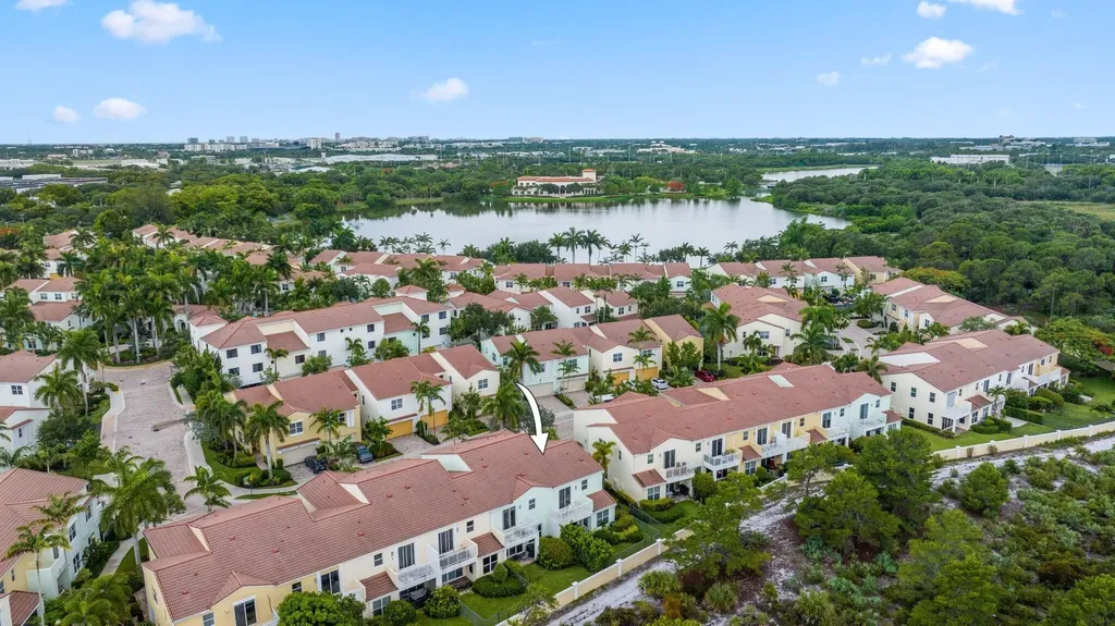 4873 NW 16th Terrace Boca Raton FL 33431