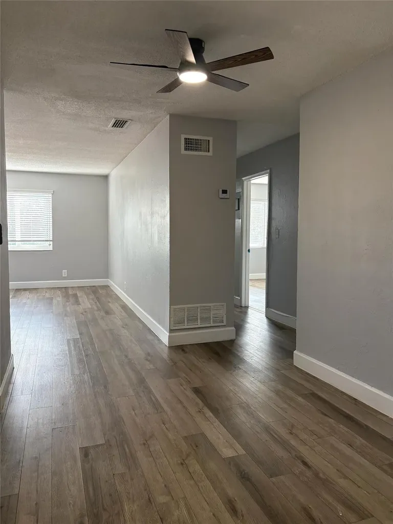 5901 NW 17th Place Sunrise FL 33313
