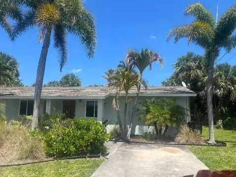 462 Granada Street Fort Pierce FL 34949