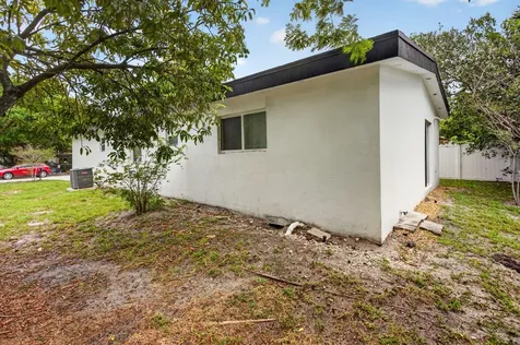 700 NW 17th Terrace Pompano Beach FL 33069