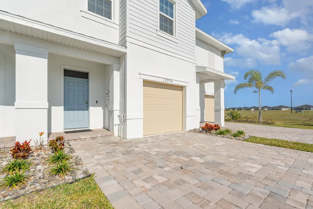 12777 SW Forli Way Port St Lucie FL 34987
