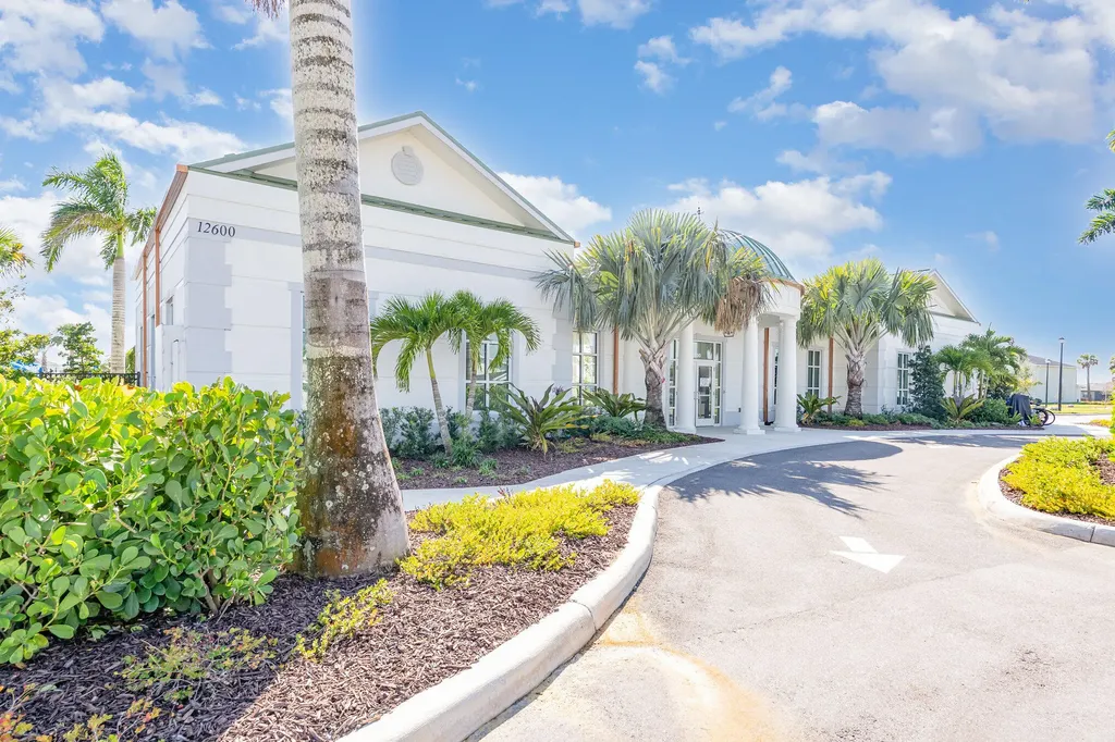 12777 SW Forli Way Port St Lucie FL 34987