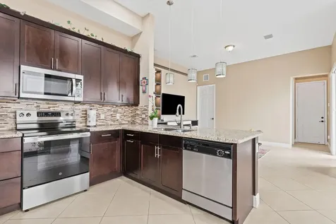 8417 NW 38th Street Cooper City FL 33024
