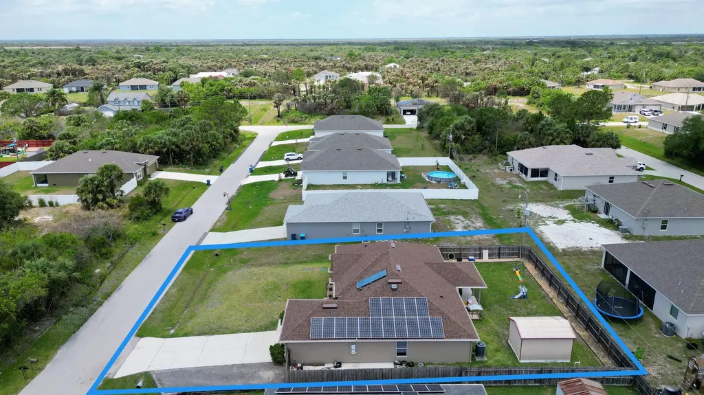 567 Mimosa Street SW Palm Bay FL 32908