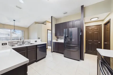 567 Mimosa Street SW Palm Bay FL 32908