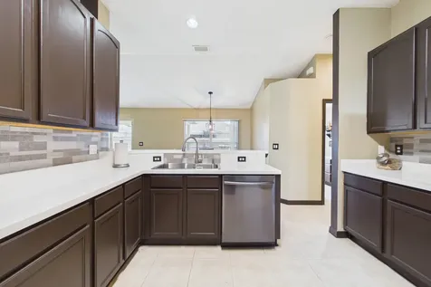 567 Mimosa Street SW Palm Bay FL 32908