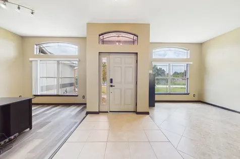 567 Mimosa Street SW Palm Bay FL 32908