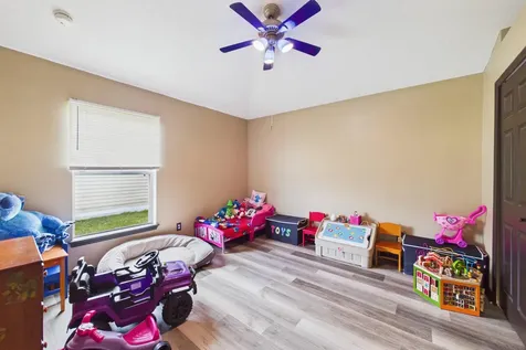 567 Mimosa Street SW Palm Bay FL 32908