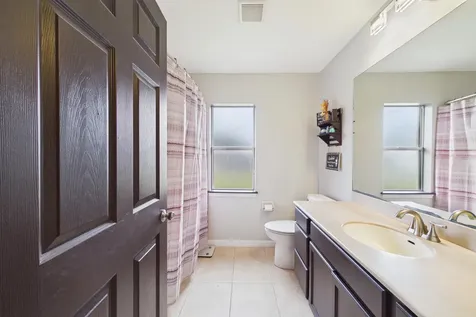 567 Mimosa Street SW Palm Bay FL 32908