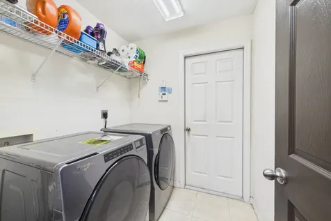 567 Mimosa Street SW Palm Bay FL 32908