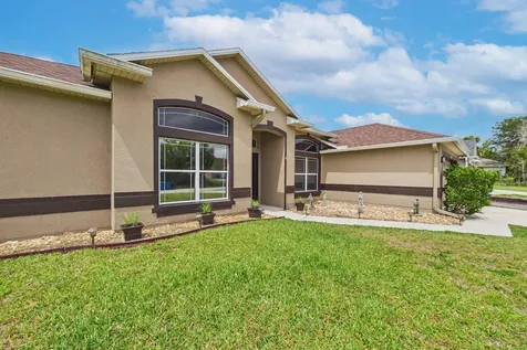 567 Mimosa Street SW Palm Bay FL 32908
