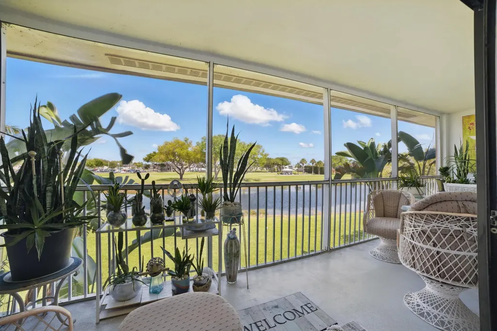 137 Piedmont C Delray Beach FL 33484