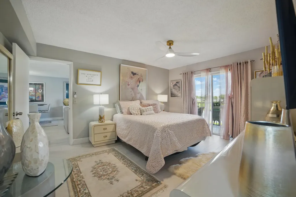 137 Piedmont C Delray Beach FL 33484