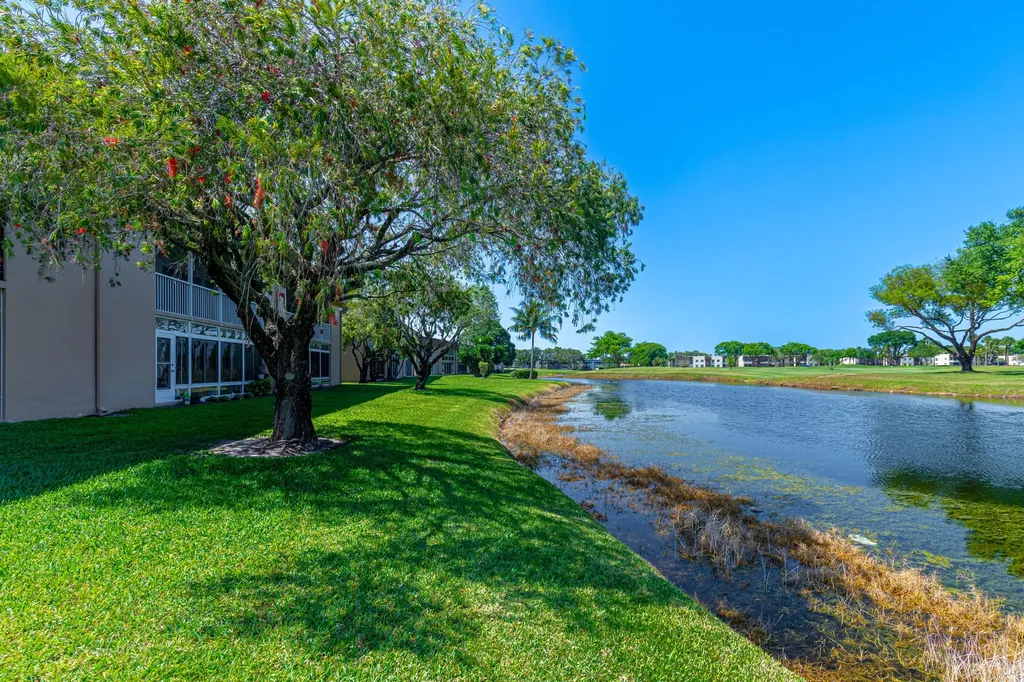137 Piedmont C Delray Beach FL 33484